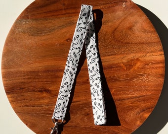 White and Black Music Note Lanyard, Musical, Composer, Musician, ID Badge Holder, Keychain, Key Fob, Wristlet, Teacher Gift, Breakaway