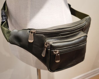 Riñonera de piel verde: Riñonera inglesa de piel flor