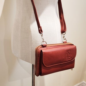 Porte-monnaie en cuir à bandoulière, sac à bandoulière pour téléphone par Katz Leather - Canada
