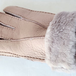 Handgefertigte Schaffell Handschuhe: Warme Winter Handschuhe (Größe M-L)