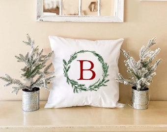 Christmas Wreath Initial Pillow * Farmhouse Christmas Entryway Living Room Decor * Christmas Gift * Newlywed Christmas Gift * Letter Pillow