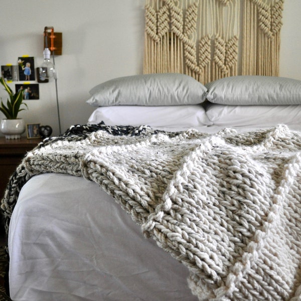 Huge Chunky Knit Blanket Knitting Pattern for Beginners | Knitting Pattern Instant Download | Easy Knit Blanket Pattern | Knit Baby Blanket
