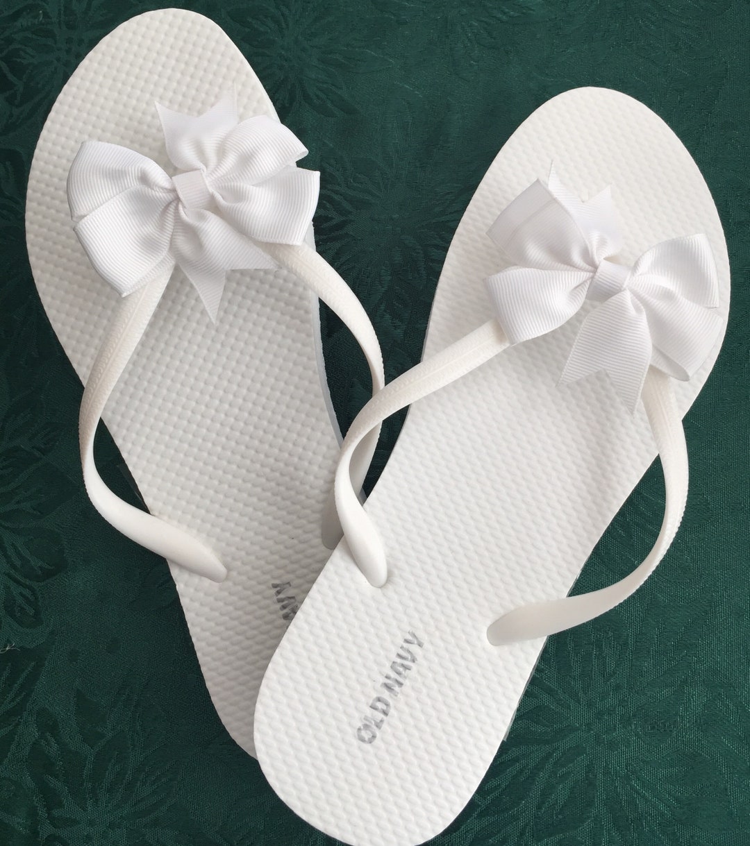 flip flops women white