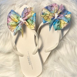 Women’s  Flip flops with 4 inch mermaid pinwheel bow
