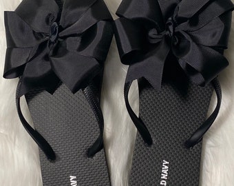 Womens flip flop with 5 inch solid Black bow