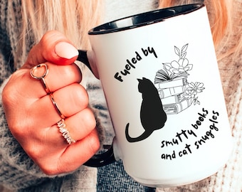 Lustige Lesetasse, Katze und Smutty Books Becher, würzige Buchliebhaber-Becher, Smut Reader Geschenk, würziges Buchgeschenk, lustiges Bücherwurm Geschenk