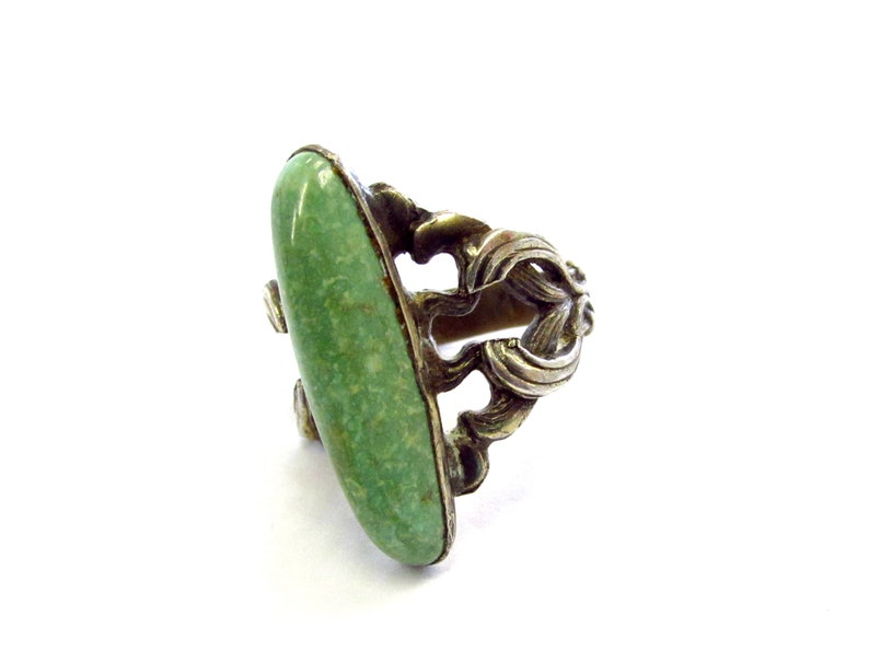 Antique Art Nouveau Sterling Silver Oval Turquoise Cabochon Ring with Leafy Band size 3 12