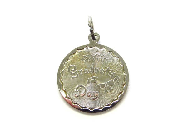 Jewel Tie 925 Sterling Silver On Graduation Day Disc Pendant Charm 25mm x 32mm