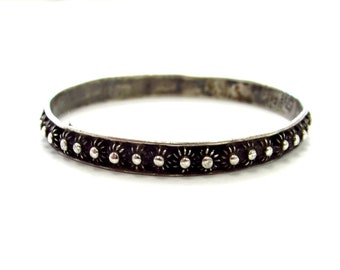 Vintage Sterling Silver Southwestern Textured Sunburst Pattern Baby or Small Child Bangle Bracelet, Taxco 108
