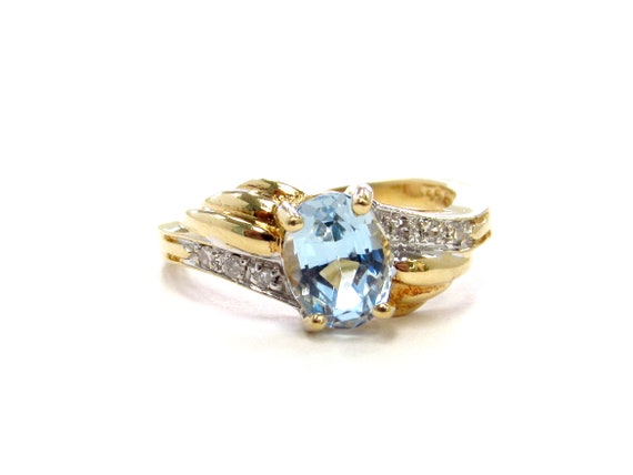 Vintage 14k Yellow Gold Sky Blue Topaz Bypass Rin… - image 5