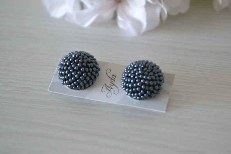 smoky grey seed bead embroidery clip on graphite soft black color Shiny gray button clip on earrings gray beaded mini ball clip on
