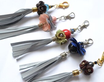 Safety reflector tassel, accessory for handbag, keychain tassel, backpack and purse
