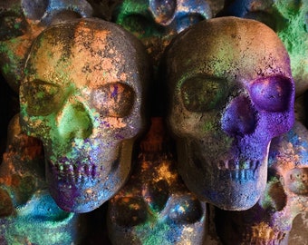 Blueberry Lavender Cake Skull Bath Bomb, lavender bath bomb, fresh lavender buds, dark bath bomb, Halloween bath bomb, spooky bath bomb