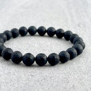 Men's Beaded Bracelet - 6mm or 8mm Faceted Matte Onyx Beaded Bracelet, Gemstone Stretch Beaded Bracelet, Black Bead Bracelet, Gift for Him