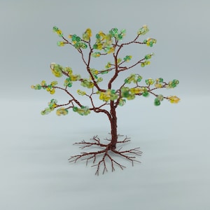T1005 - Small Sunkissed Green Tree