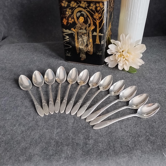 Lady Hamilton Demitasse Spoons - 12 piece Oneida Silverplate Flatware