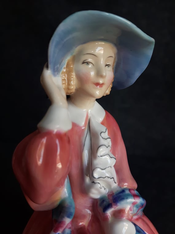 Royal Doulton TOP O' the HILL - HN1849 - Colour Variation Pink - Leslie Harradine Design - minor damage