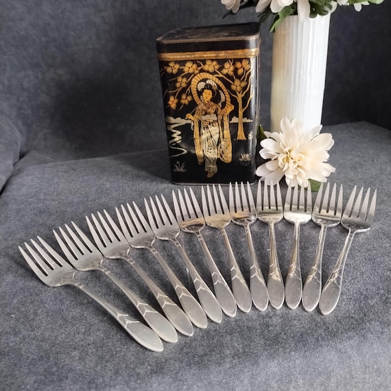 Lady Hamilton Youth Forks - 12 piece Oneida Silverplate Flatware