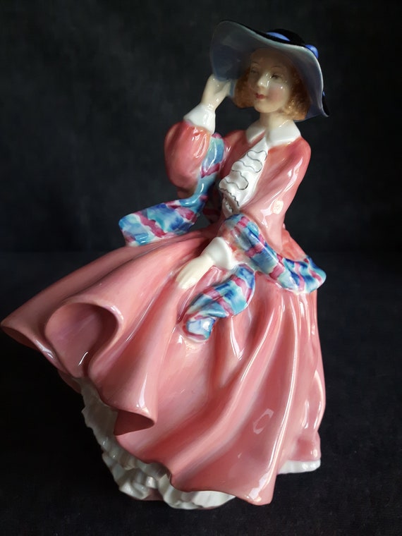 Royal Doulton TOP O' the HILL - HN1849 - Colour Variation Pink - Leslie Harradine Design - minor damage