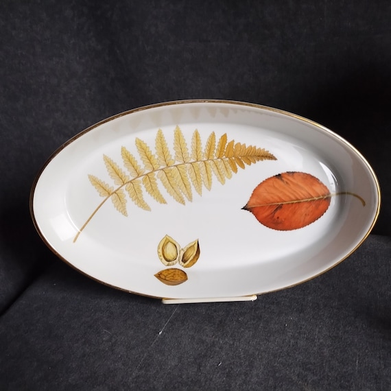 Royal Worcester Wild Harvest Oval Roaster