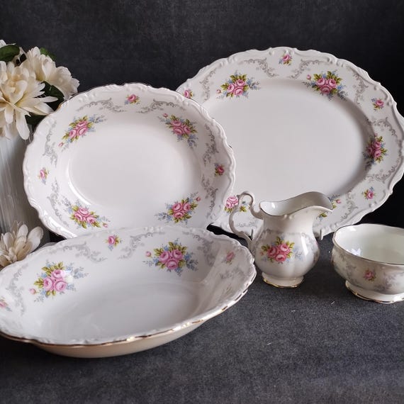 Royal Albert Serving Pieces - 5 pieces of Tranquility Pattern Bone China