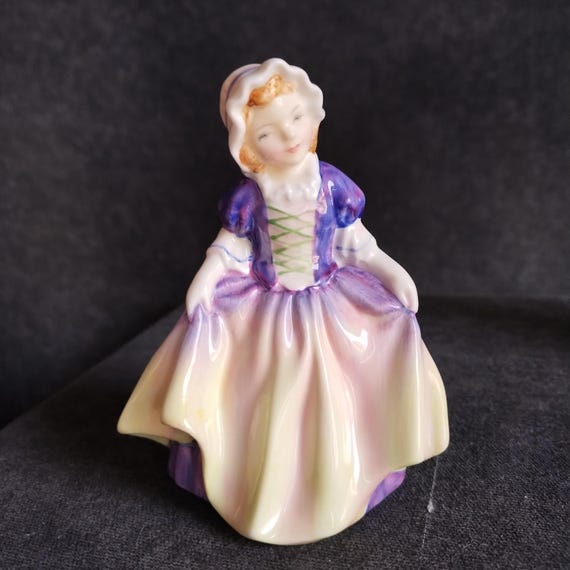 Royal Doulton DINKY DO Figurine: Hand-Painted Collectible (HN1678)