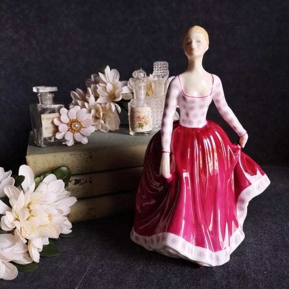 Royal Doulton FIONA Figurine - HN2694 Hand Painted Collectible Designed by Peggy Davies