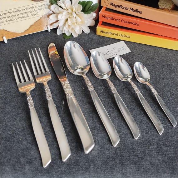 SOUTH SEAS Community Silverplate Flatware - 21 Total - 7 piece Cutlery Place Settings for 3