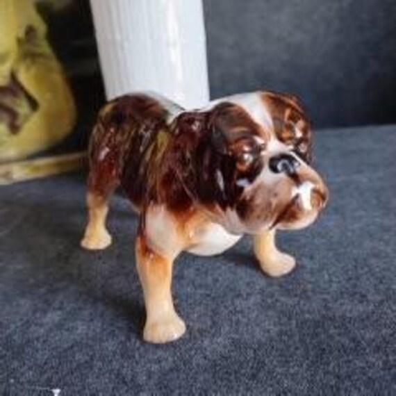Royal Doulton BULLDOG Figurine:  HN1047 Brindle Glossy - Hand Painted Bone china Collectible - Pet sitter Gift