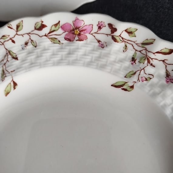 Spode Wicker Dale Assortment - 7 pieces Copeland Bone China Dinerware