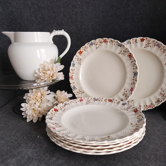 Spode Wicker Dale Luncheon Plates - 7 pieces Copeland Bone china Dinnerware