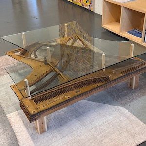 Pianosalontafel - uniek in zijn soort! NIEUWE PRIJS!