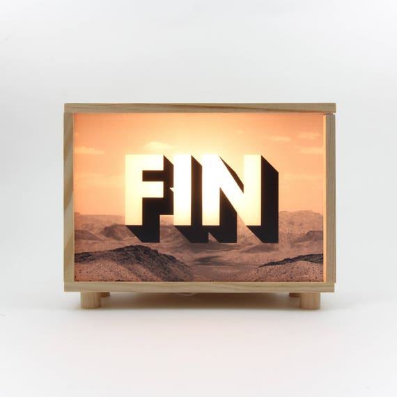 Fin Collage in Pinewood Light Box Warm - Ireland