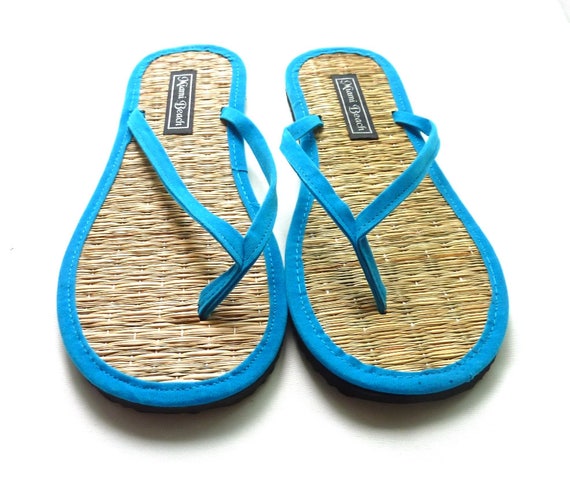 straw flip flops