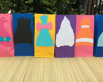 Trolls plates/Trolls Birthday/Trolls party favor/Trolls party favors set/Trolls birthday decoration/trolls Birthday Party/Trolls centerpiece