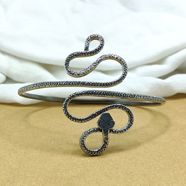 Snake Arm Cuff Bracelet - Upper Arm Cuff - Silver Arm Band - Handmade Jewelry - Engraved Arm Jewelry - Boho Jewelry -Adjustable Silver Cuff