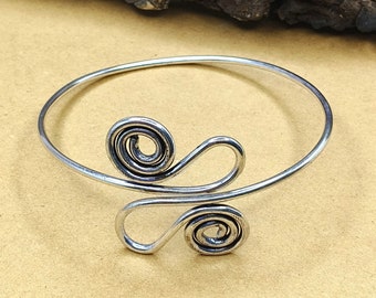 Silver Arm Cuff - Upper Arm Cuff Bracelet - Spiral Arm Band - Handmade Jewelry - Oxidized Arm Jewelry - Boho Jewelry -Adjustable Silver Cuff