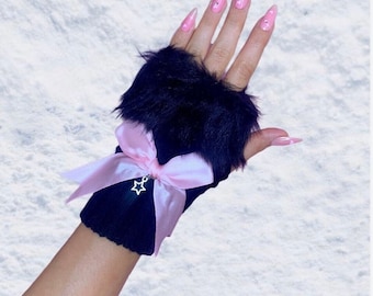 Snow bunny black faux fur fingerless gloves - dollette