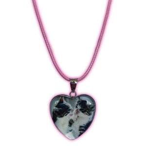 Lovecore kitten pink cord necklace