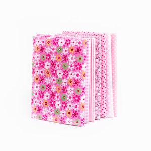 7pcs Different Pattern Patchwork Fabric Craft Printed Cotton Material Mixed Squares Bundle Quilting Scrapbooking Sewing Artcraft DIY Fabric
