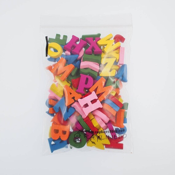 ハンドメイド❤️確認用です❤️ 100pcs Wooden Capital Letters Various Colors Sewing Buttons