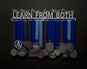 Allied Espositore Per Medaglie - "Always Earned Never Given" - Rastrelliera In Acciaio Inox 24 Larghezza Con 3 Barre
