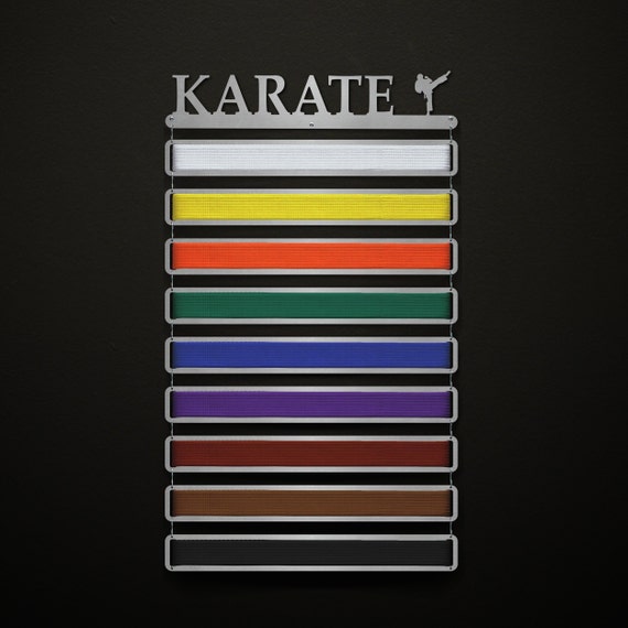 Présentoir à Ceintures De Karaté – Feutre Noir, 61,5x34,5 Cm, Accroche Jusqu’à 12 Ceintures, Pour Arts Martiaux