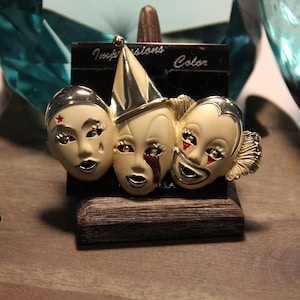 Clown 1980s Jewelry Clown pin 3 face Unique Gold Tone Jacket Pin Clown lover brooch Great Gift Circus Clowns Vintage New