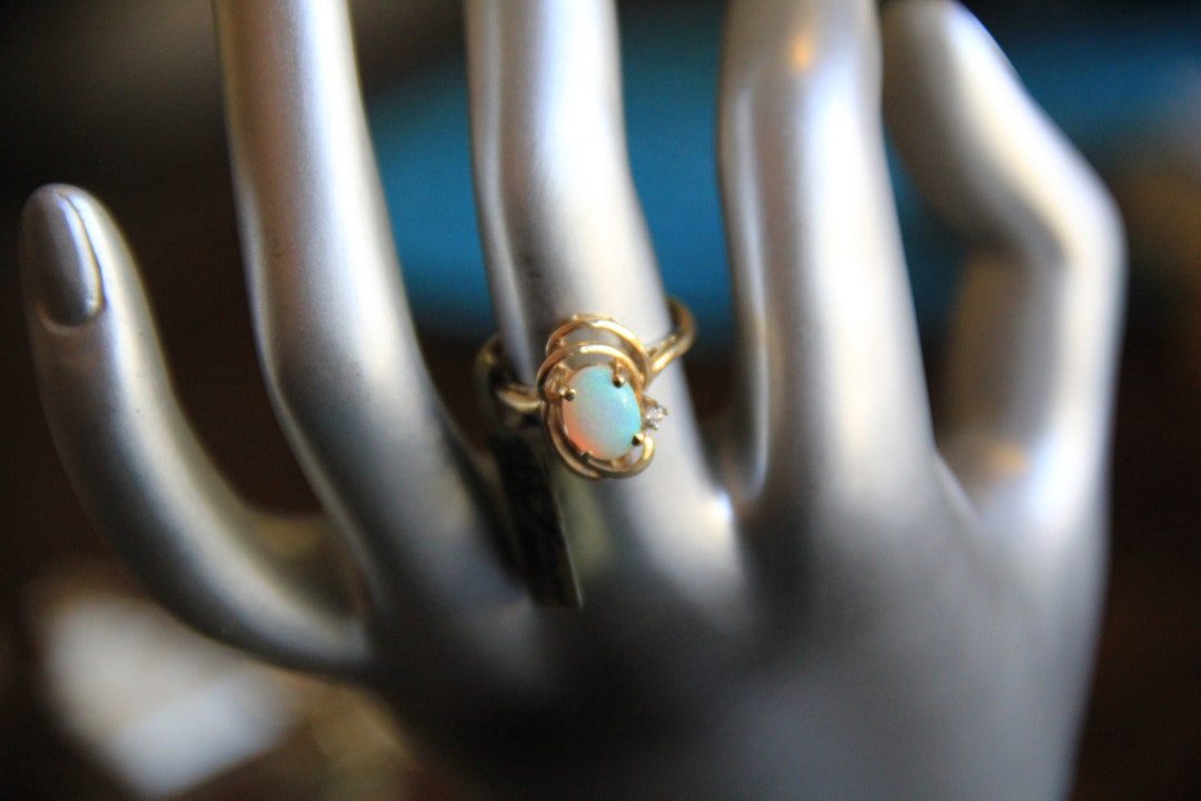 14K Gold Opal Ring W 2 Point Diamond Size 6.5 Lovely Ladies Ring Fine ...