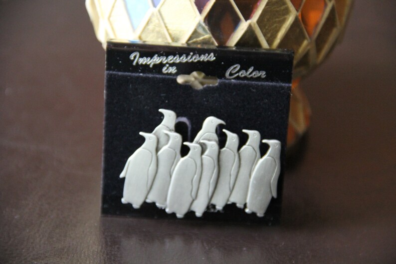 JJ Jonette Vintage Signed Artifacts Group of Penguins Pewter Brooch Pin New Unique Valentines Day Gift