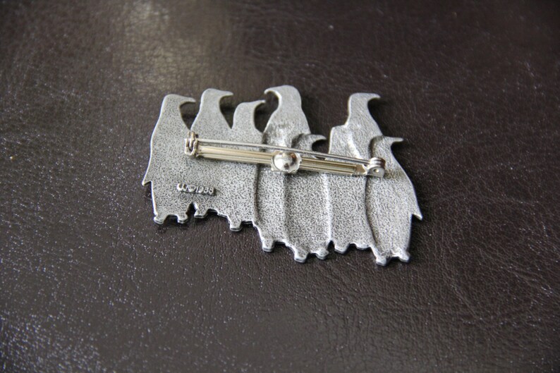 JJ Jonette Vintage Signed Artifacts Group of Penguins Pewter Brooch Pin New Unique Valentines Day Gift