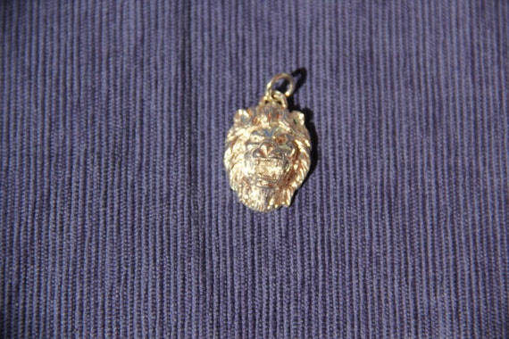 Sterling Silver Lion Head Charm Vintage from the … - image 3