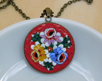 Micro mosaic necklace - three roses on red background