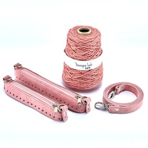 Zipper crochet bag kit in pink suede leather, crochet, knitting kit, diy project, crochet bag, purse making